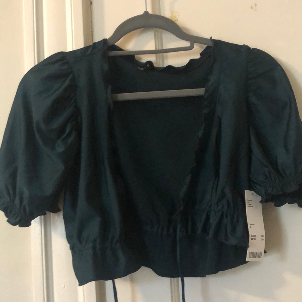 Silky crop top tags still on